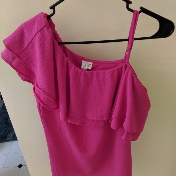Alya Tops - Magenta One-Shoulder Ruffle Top Alya Tops - Magenta One-Shoulder Ruffle Top